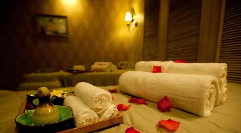 长沙雨花区高端水疗spa会馆就这样带着清风月静抚慰了光阴悲喜